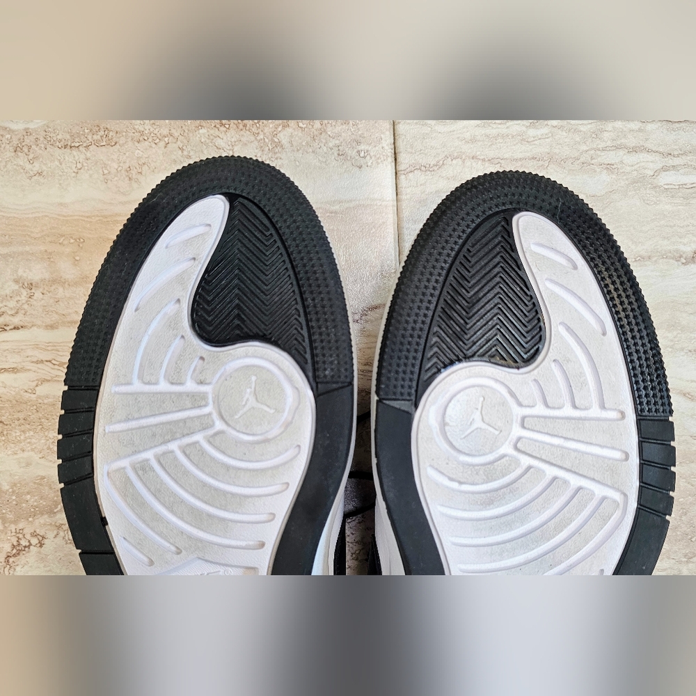 Nike Air Jordan 1 Elevate, Low Black & White. Womens 9.5 - Picture 13 of 16
